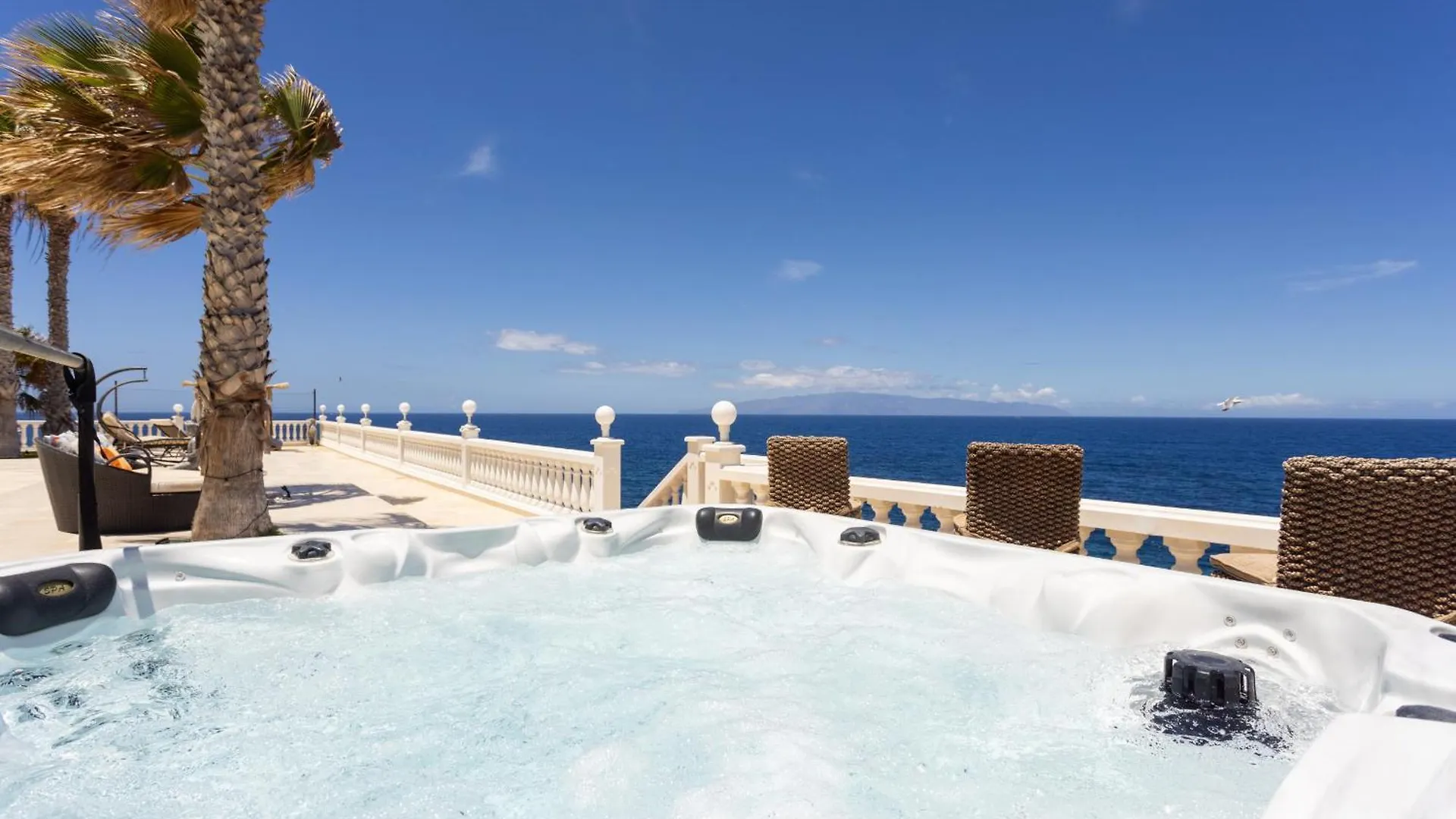 Willa Atlantic Dream With Pool And Jacuzzi Only Adults Puerto de Santiago